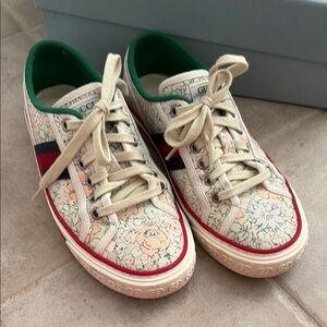 Gucci women Floral Sneakers - Cream and Green size 37